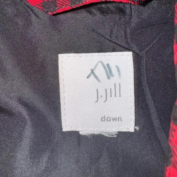 J.Jill Red Black Plaid Down Filled Puffer Vest Casual Warm Layering - Picture 3 of 5